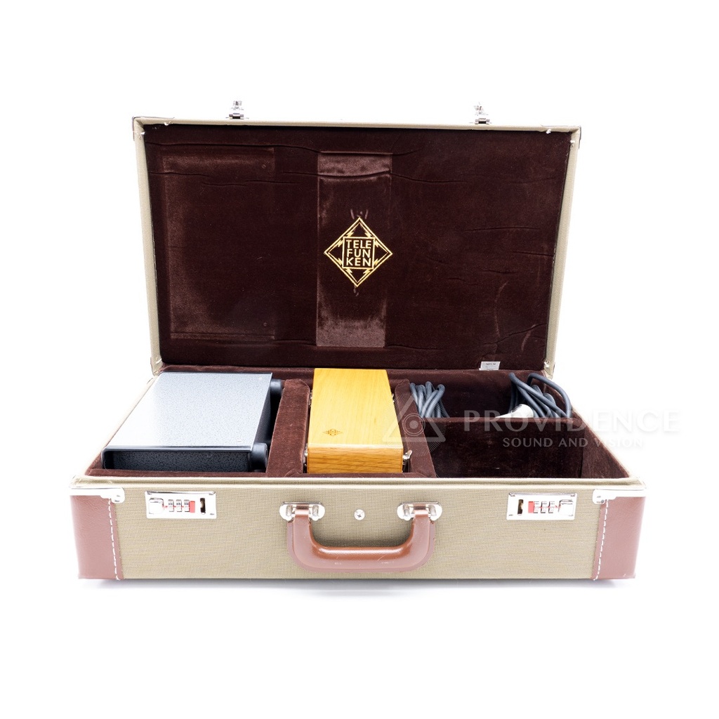 _0018_Telefunken E LAM 251 SN2394 - IN CASE.jpg